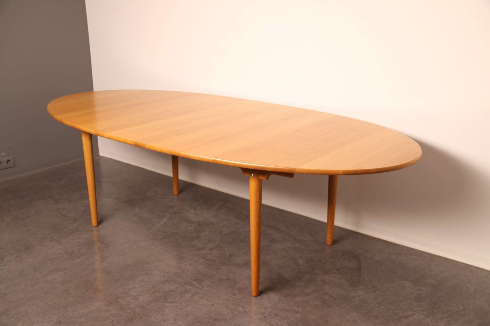 Beautiful wooden dining set extendable table Wegner Danish design (20)