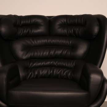 Elda lounge chair fiberglass white black leather iconic (8)