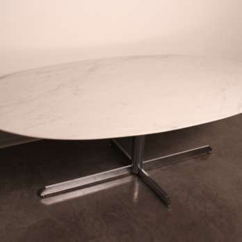 Florence Knoll dining table for Roche Bobois (1)