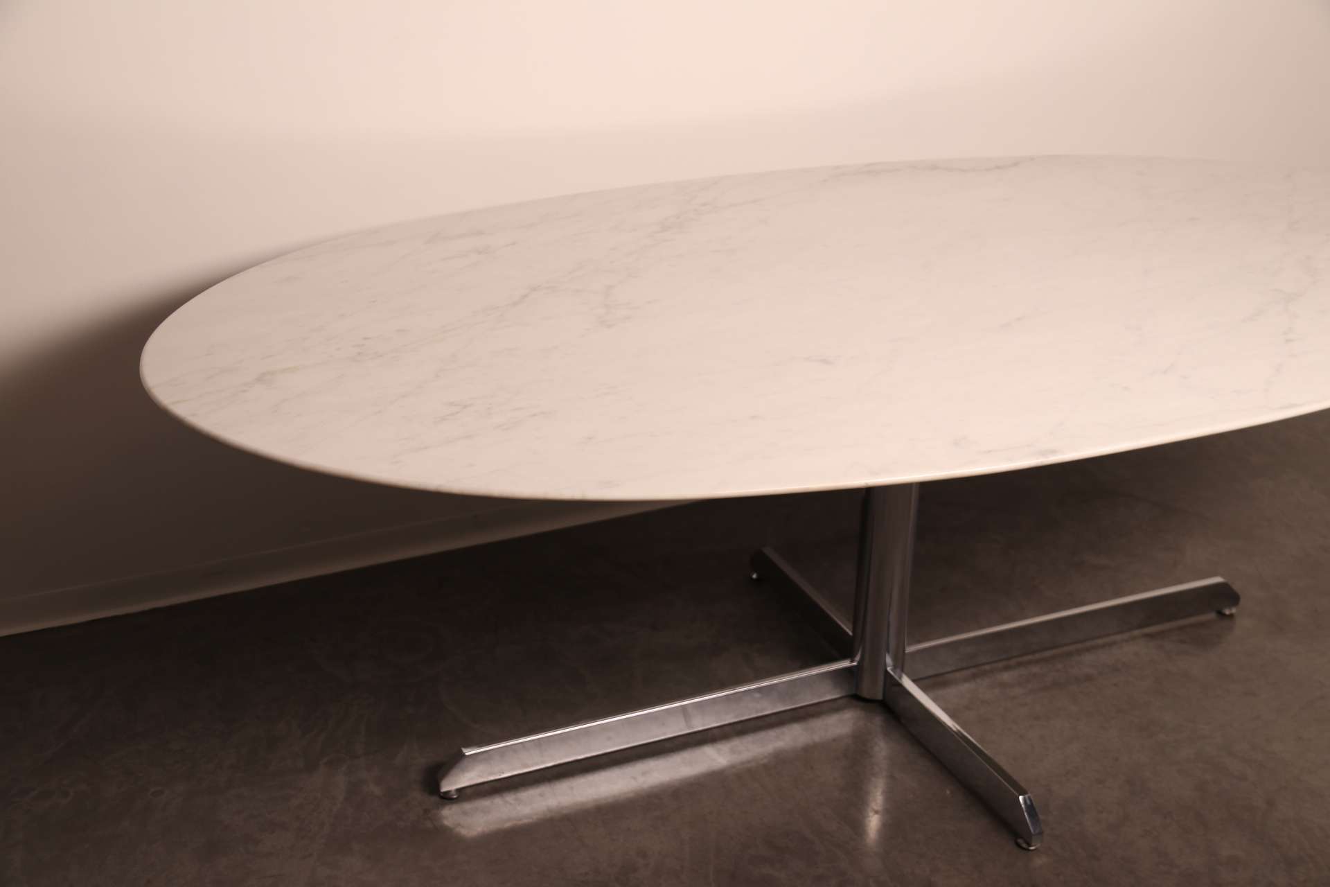 Florence Knoll dining table for Roche Bobois (4)