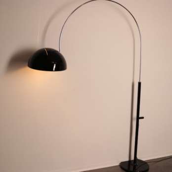 Joe Colombo arc lamp black design midcentury (1)