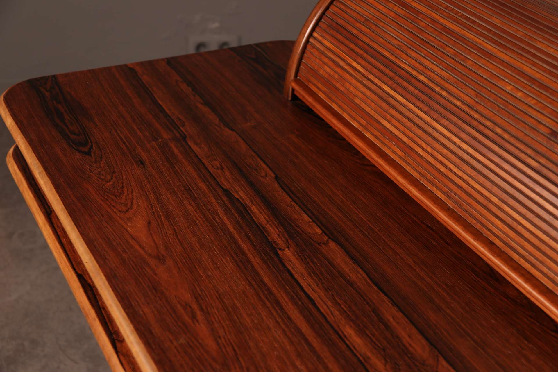 Maia desk rosewood iconic italian design mid century italy (1)