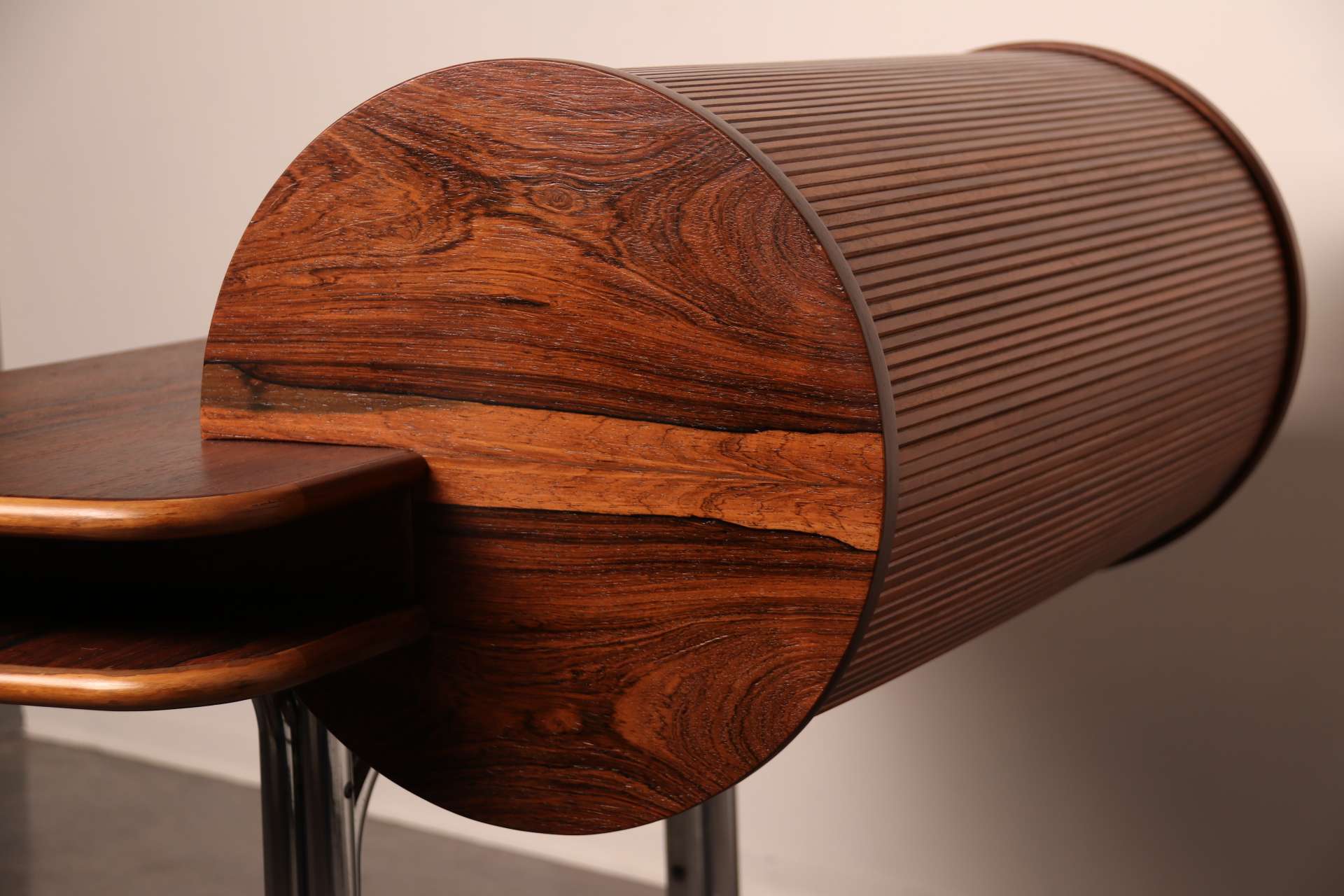Maia desk rosewood iconic italian design mid century italy (6)