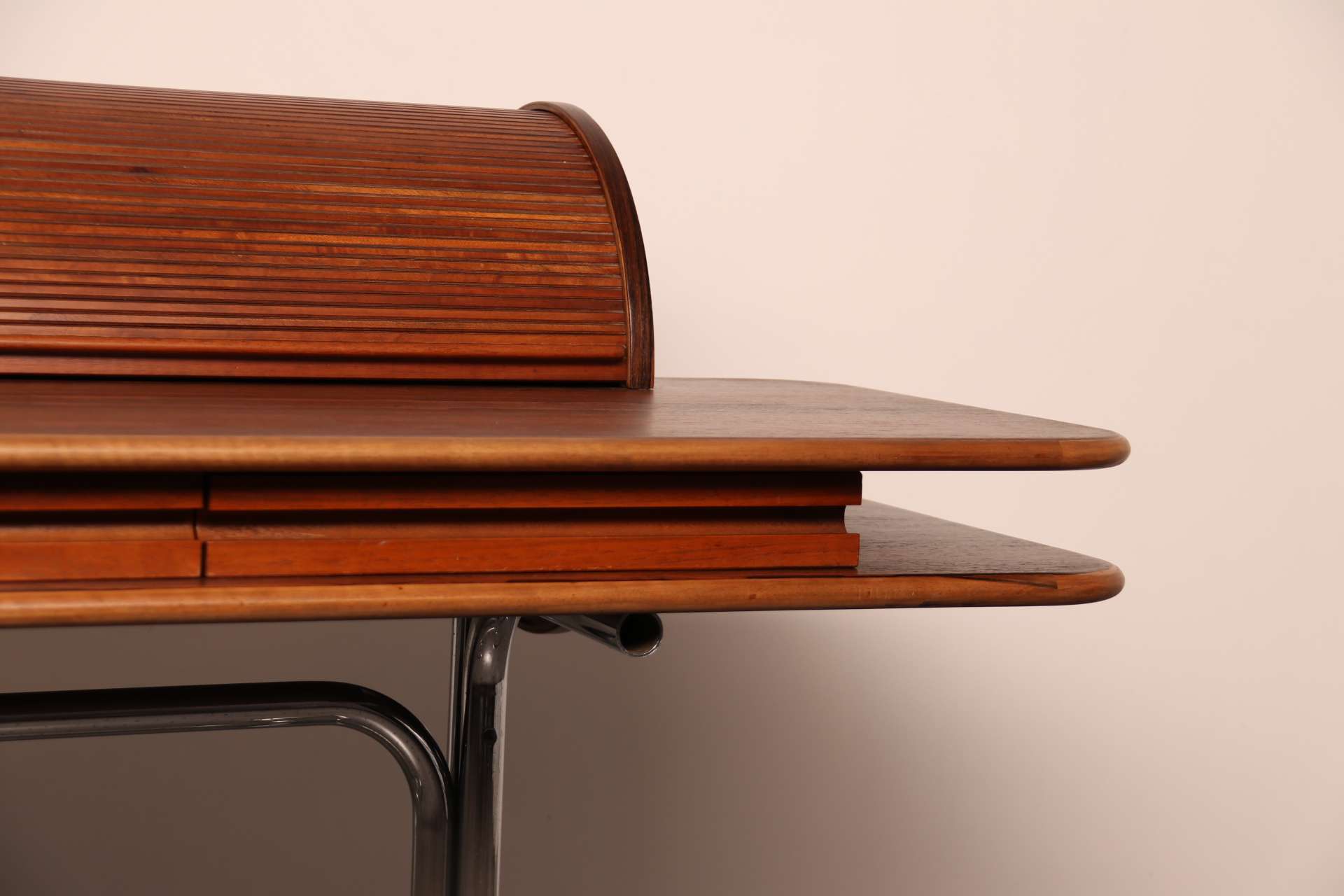 Maia desk rosewood Stoppino Bernini iconic italian design (4)