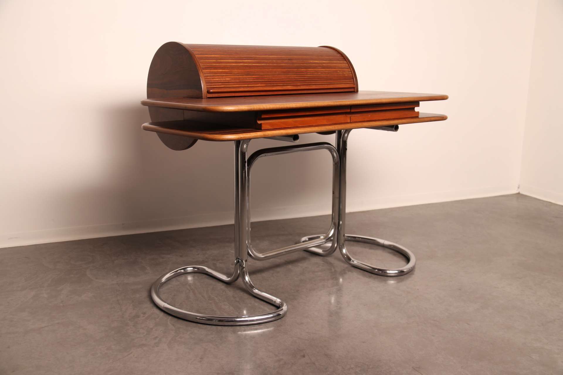 Maia desk rosewood Stoppino Bernini iconic italian design (7)