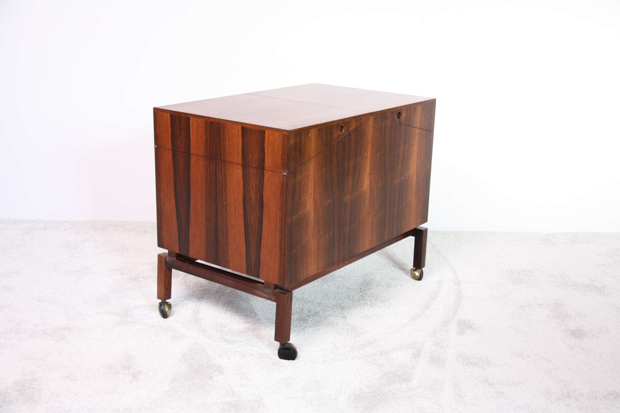 Rosewood bar cabinet folding design danish (4)