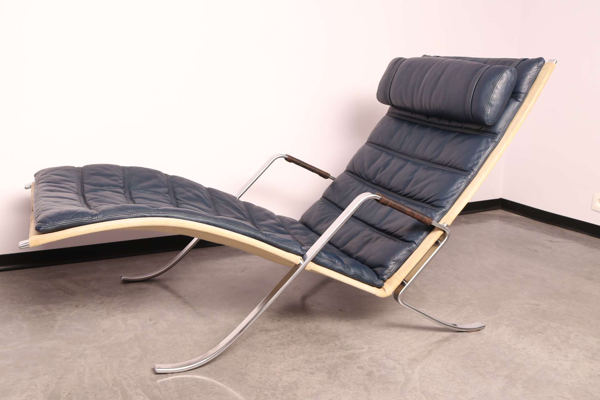 timeless design lounge chair FK87 (3)