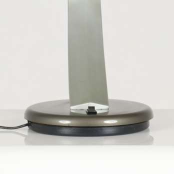 Fase Boomerang 64 desk lamp (6)