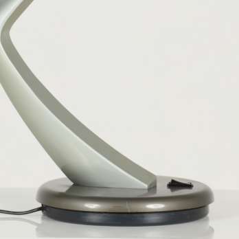 Fase Boomerang 64 desk lamp (9)