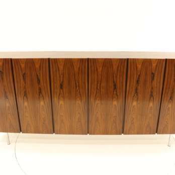 XL highboard in rosewood frontview