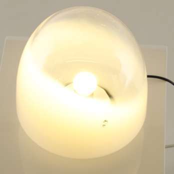 White italian table lamp by Toso model Ebe (4)